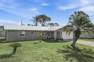 3035 Queen Palm Dr, Edgewater, FL 32141 - Photo 1