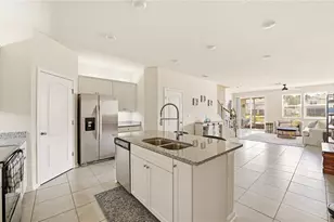 172 Redbud Rd, Palm Coast, FL 32137 - Photo 3