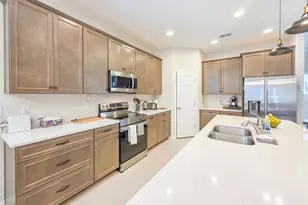 8 Lakeland Wy, Palm Coast, FL 32137 - Photo 11