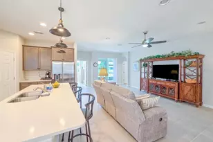 8 Lakeland Wy, Palm Coast, FL 32137 - Photo 7