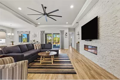 8 N Lakewalk Drive, Palm Coast, FL 32137 - Photo 7