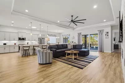 8 N Lakewalk Drive, Palm Coast, FL 32137 - Photo 11