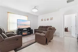 2709 Beckwith St, Deltona, FL 32738 - Photo 5