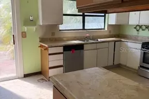 8 Sweet Bay Dr, Palm Coast, FL 32137 - Photo 3