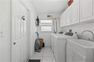 8 Eagle Pl, Palm Coast, FL 32164 - Photo 29