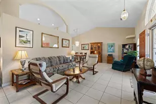 8 Eagle Pl, Palm Coast, FL 32164 - Photo 3