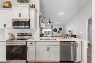 114 Brunswick Lane, Palm Coast, FL 32137 - Photo 9