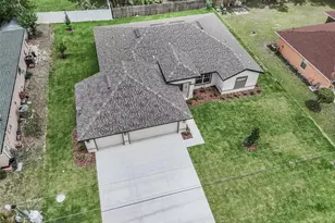 30 Edith Pope Dr, Palm Coast, FL 32164 - Photo 5