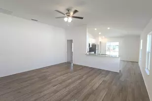 10 Prairie Ln, Palm Coast, FL 32164 - Photo 3