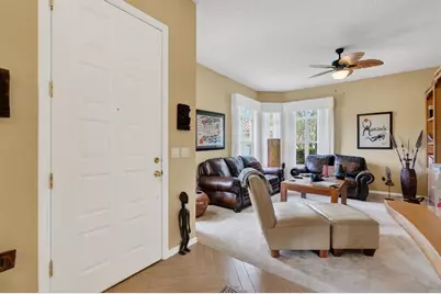 11 Laguna Court, Palm Coast, FL 32137 - Photo 9