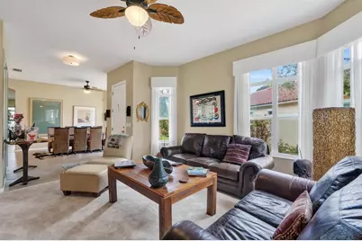 11 Laguna Court, Palm Coast, FL 32137 - Photo 9