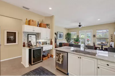 11 Laguna Court, Palm Coast, FL 32137 - Photo 13