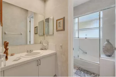 11 Laguna Court, Palm Coast, FL 32137 - Photo 25