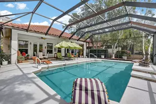 11 Laguna Ct, Palm Coast, FL 32137 - Photo 1