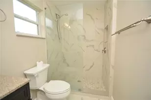 8 Pine Hill Ln, Palm Coast, FL 32164 - Photo 17