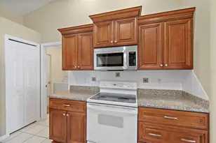 19 Portia Ln, Palm Coast, FL 32164 - Photo 15