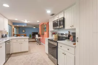 11 Clearview Court S, Palm Coast, FL 32137 - Photo 9