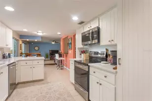 11 Clearview Ct S, Palm Coast, FL 32137 - Photo 9