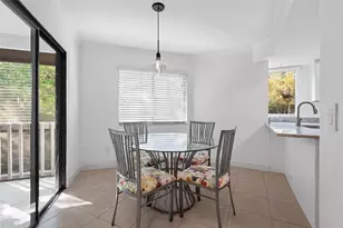 8 Oakmont Ct, Palm Coast, FL 32137 - Photo 9