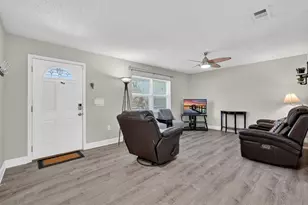 262 Clara Vista St, Debary, FL 32713 - Photo 3