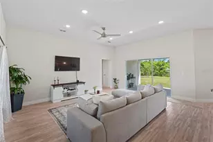 42 Rose Dr, Palm Coast, FL 32164 - Photo 3