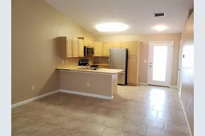 32 Zoeller Ct Court #B, Palm Coast, FL 32164 - Photo 3