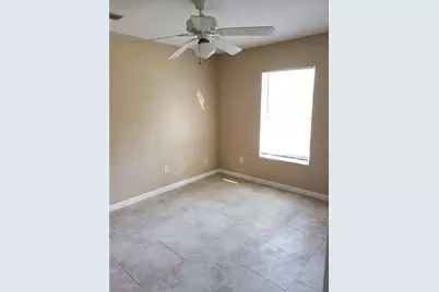 32 Zoeller Ct Court #B, Palm Coast, FL 32164 - Photo 7