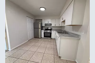 6104 SW 12th Place, Gainesville, FL 32607 - Photo 5