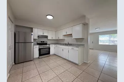 6104 SW 12th Place, Gainesville, FL 32607 - Photo 3