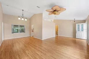 28 Princeton Ln, Palm Coast, FL 32164 - Photo 5