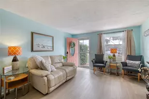 4 Ocean Shore Dr, Ormond Beach, FL 32176 - Photo 9