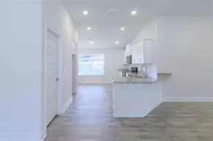 33 Farnell Ln, Palm Coast, FL 32137 - Photo 7