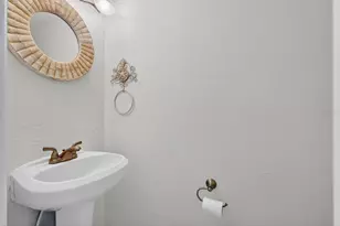 437 N Oleander Ave, Daytona Beach, FL 32118 - Photo 11