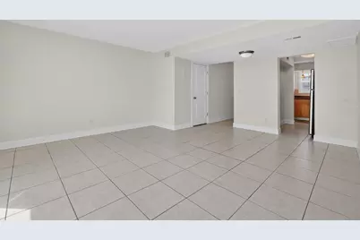 437 N Oleander Avenue #1, Daytona Beach, FL 32118 - Photo 5