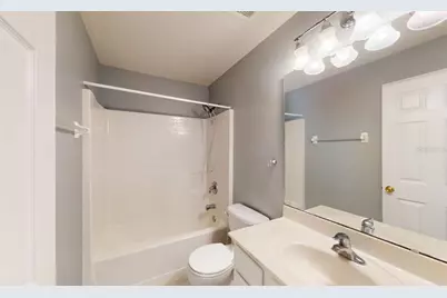 11245 Castlemain Circle N, Jacksonville, FL 32256 - Photo 13