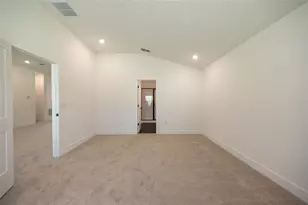 35 Farnell Ln, Palm Coast, FL 32137 - Photo 9