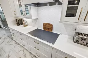 9 Del Palma Dr, Palm Coast, FL 32137 - Photo 19