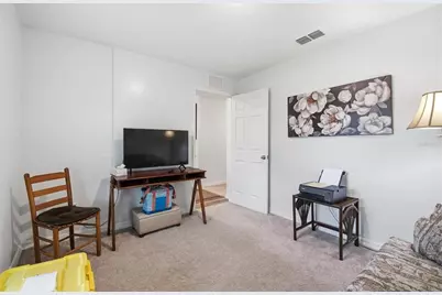 8 Post Oak Lane, Palm Coast, FL 32164 - Photo 9