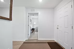 8 Post Oak Ln, Palm Coast, FL 32164 - Photo 7