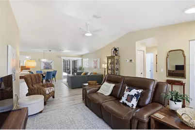 16 Cedardale Court, Palm Coast, FL 32137 - Photo 9