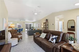 16 Cedardale Ct, Palm Coast, FL 32137 - Photo 9