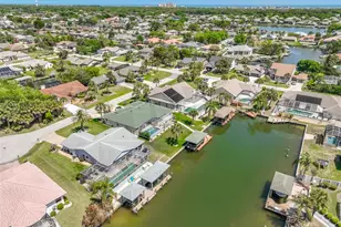 9 Collingville Ct, Palm Coast, FL 32137 - Photo 11