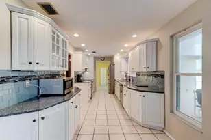 897 Lindenwood Cir N, Ormond Beach, FL 32174 - Photo 9