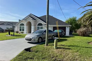 9 Central Pl, Palm Coast, FL 32137 - Photo 3