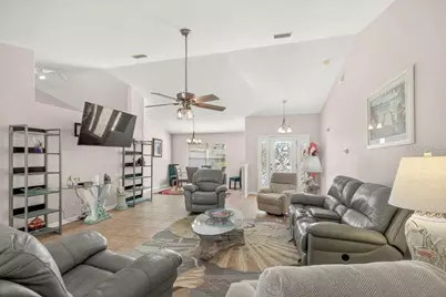 15 Londonderry Drive, Palm Coast, FL 32137 - Photo 11