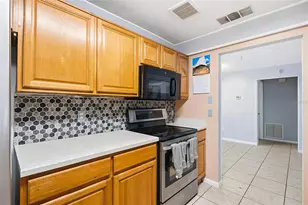 1071 Angora St, Deltona, FL 32725 - Photo 7