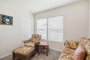 39 Ballenger Ln, Palm Coast, FL 32137 - Photo 9