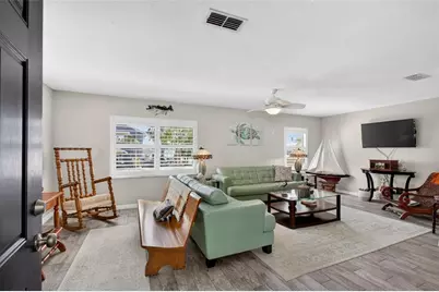 105 Central Avenue, Crescent City, FL 32112 - Photo 13