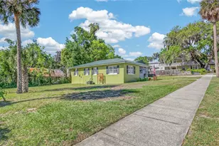 105 Central Ave, Crescent City, FL 32112 - Photo 11