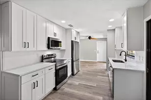 8 Blare Dr, Palm Coast, FL 32137 - Photo 11